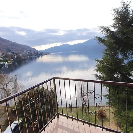Beautiful Place A D'orta Mit Direktem Seezugang Apartment Omegna