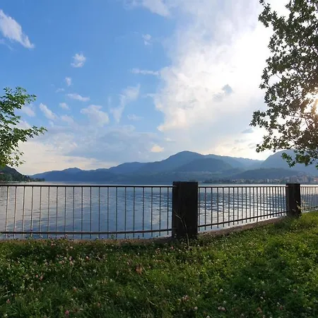 公寓 Beautiful Place A D'orta Mit Direktem Seezugang