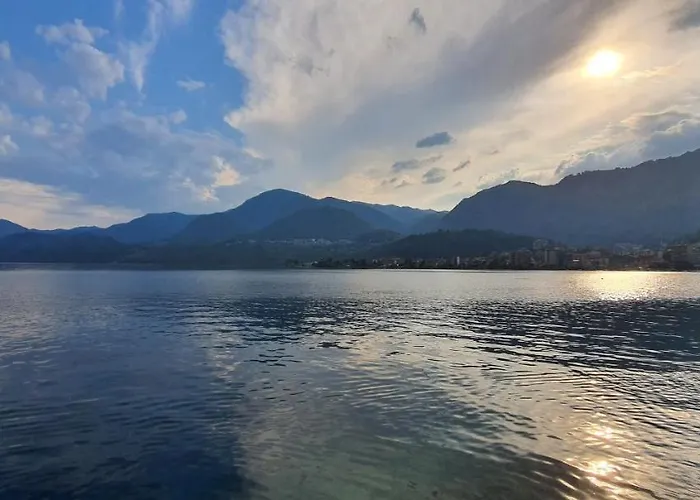 Beautiful Place A D'orta Mit Direktem Seezugang Lejlighed *